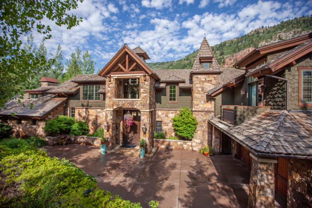 Luxury Vacation Home Sales & Rentals, Luxury Retreats in Aspen Colorado ...